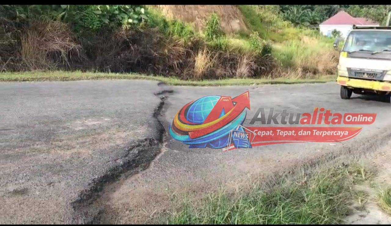 Jalan Amblas di Bunut Telan Korban, Warga Desak Pemerintah Segera Bertindak