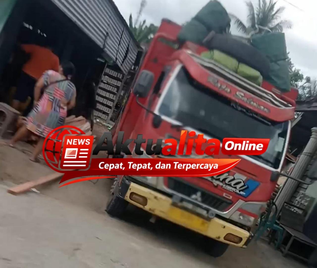 Kayu Diduga Berasal dari Kapuas Hulu Masuk Sintang, Legalitas Muatan Dipertanyakan